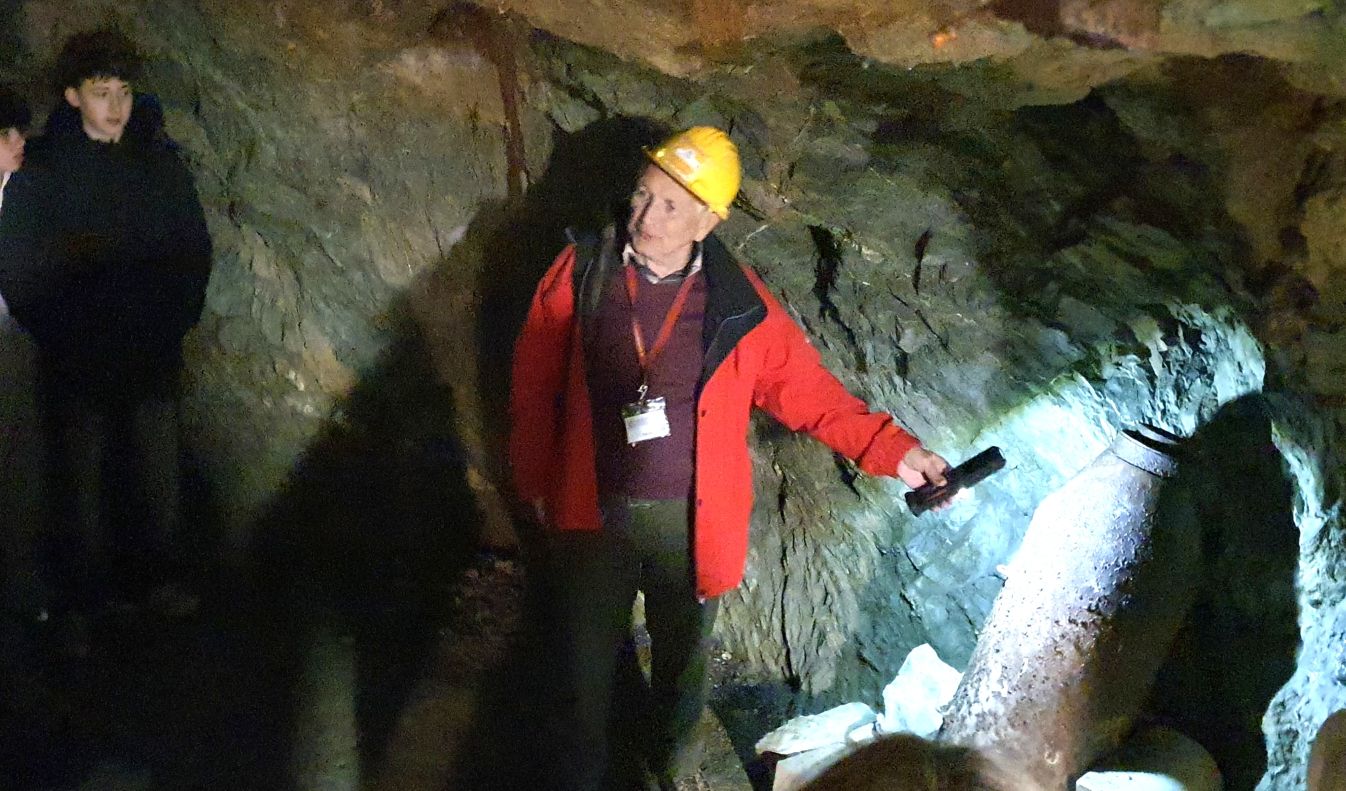 4A am Kalvarienberg 1